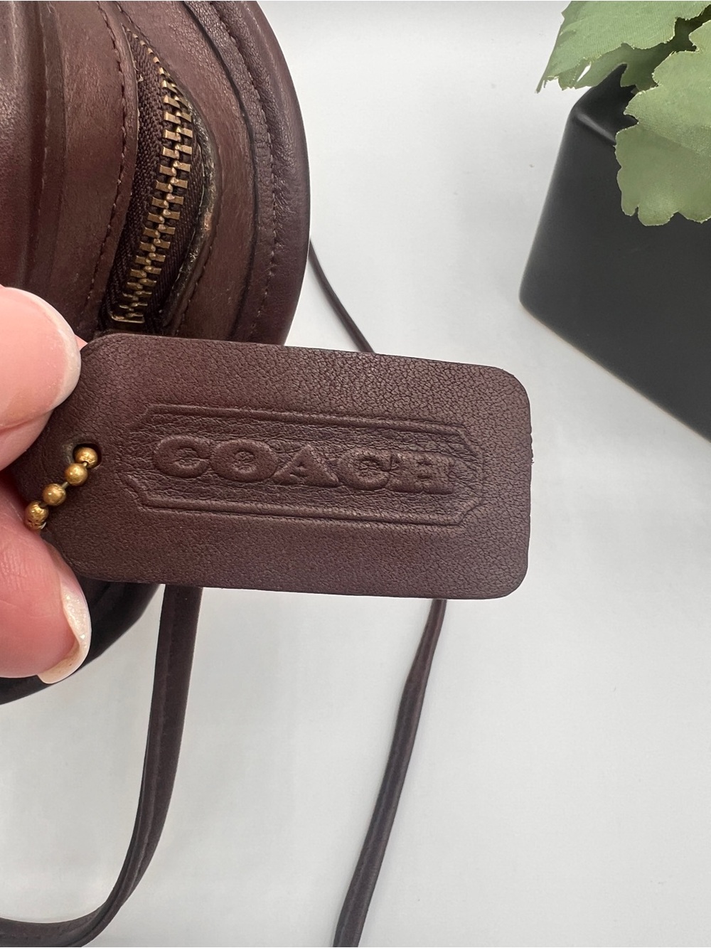 Coach Vintage Abbie Zip bag (Style 9017) - Picture 3 of 13